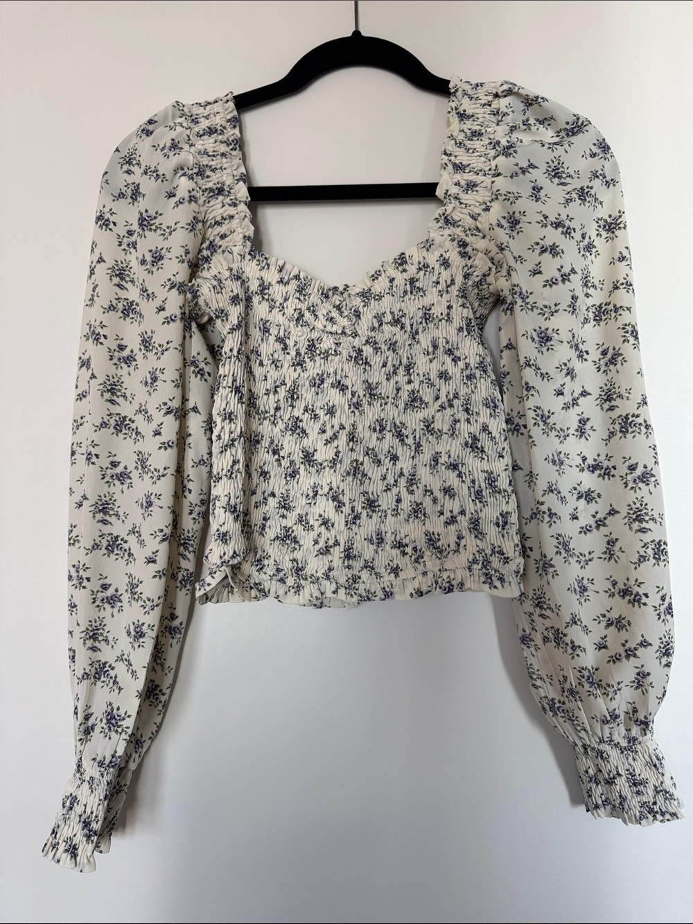 Smocked Floral Long-Sleeve Crop Top - Cream with Blue Print